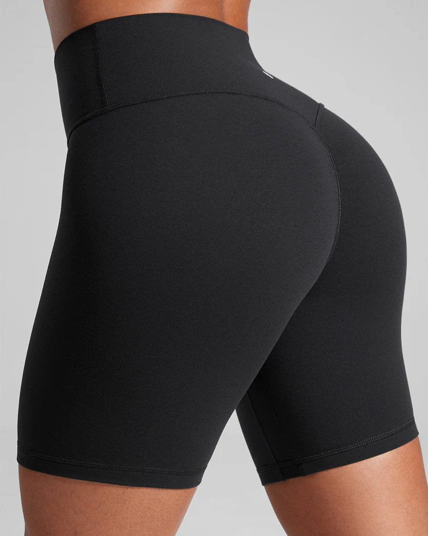 Secretsculpt™ No Front Seam Short 6'' Black